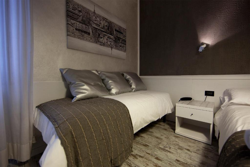Piccolo Hotel Allamano Grugliasco Esterno foto
