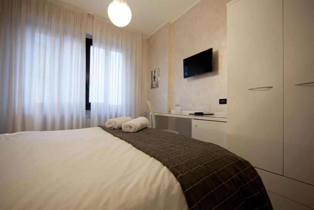 Piccolo Hotel Allamano Grugliasco Esterno foto