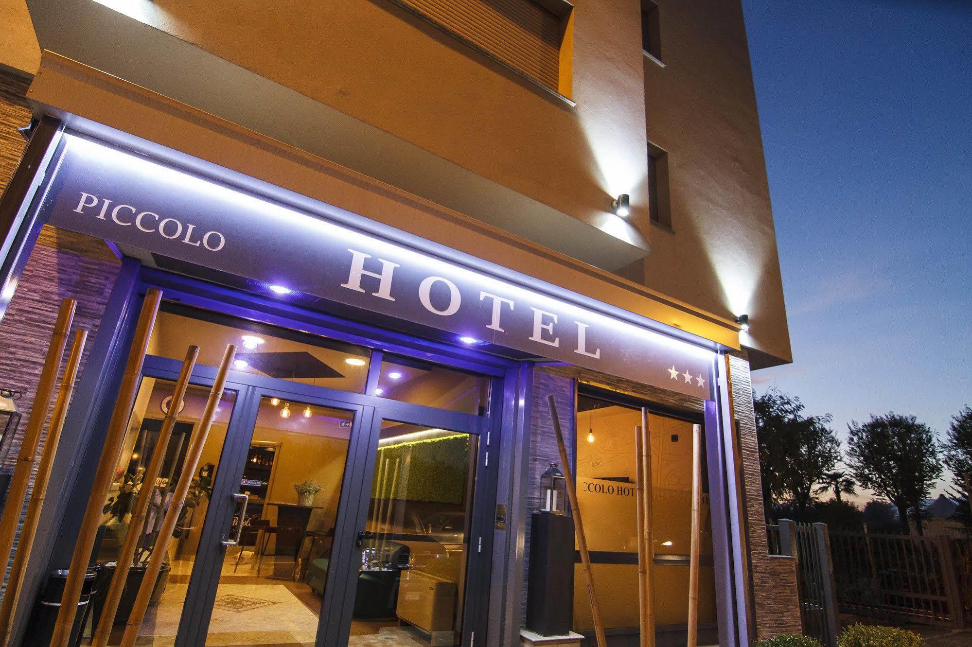 Piccolo Hotel Allamano Grugliasco Esterno foto